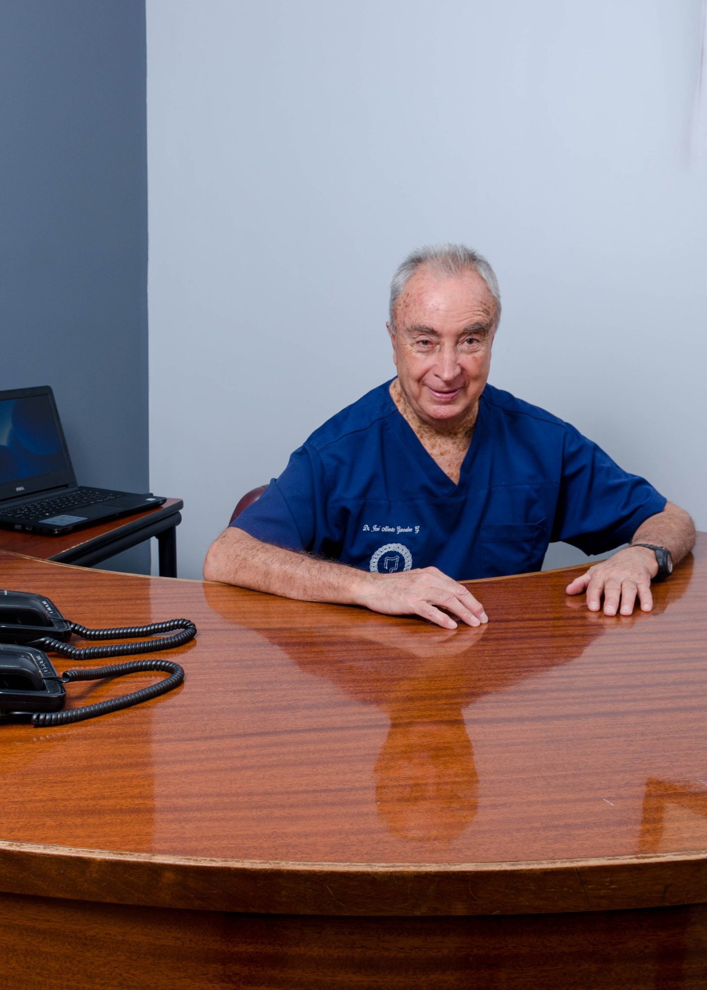 Dr. José Alberto González García